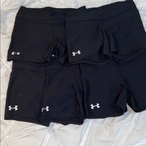 5 pairs of Under Armour spandex